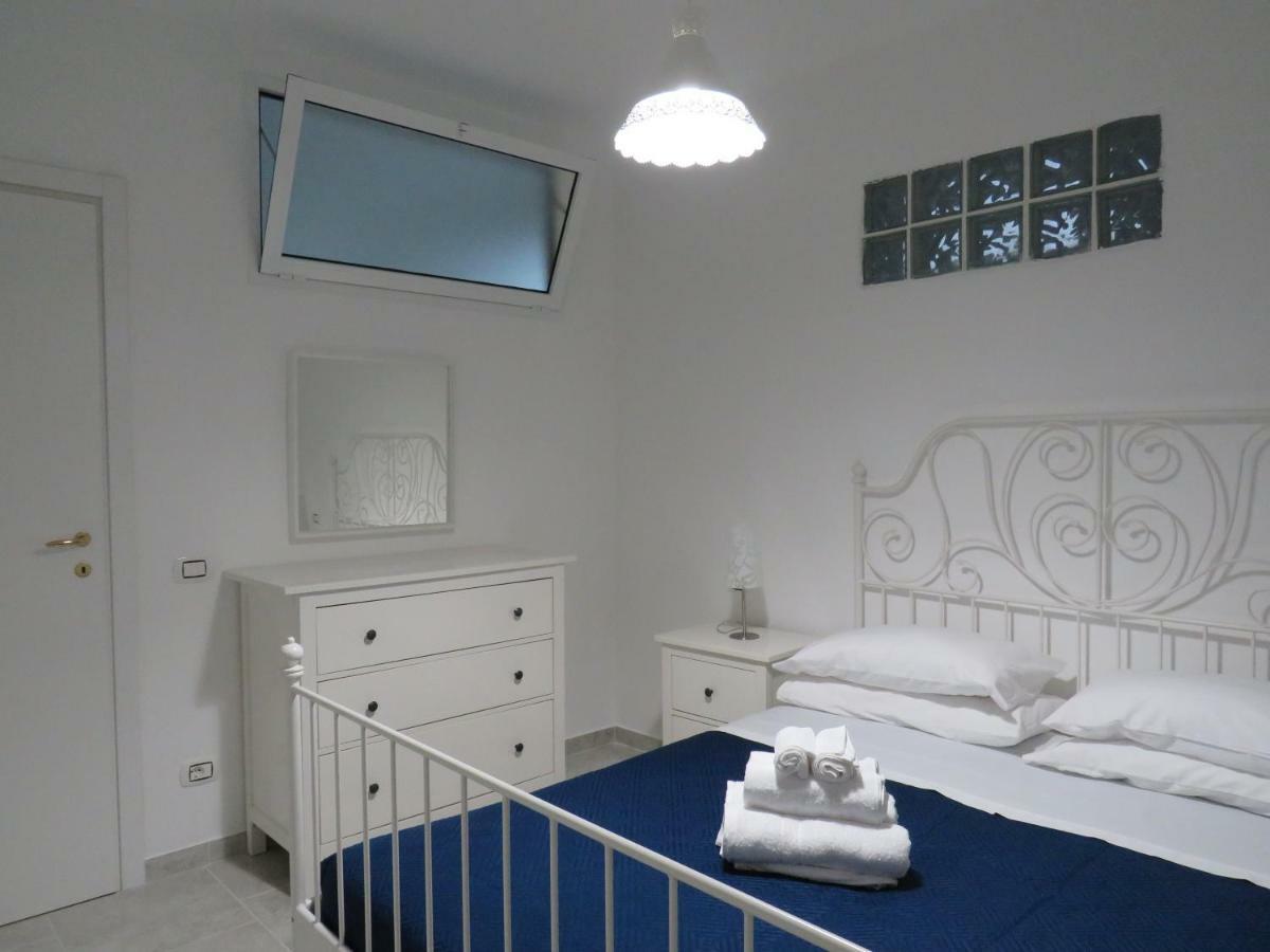 Casa Vacanza Afe A Pochi Passi Dal Mare Mattinata Exterior foto